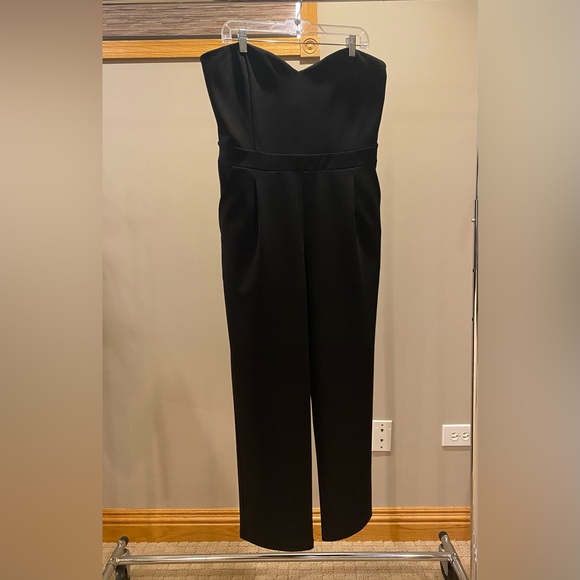 Express Jumpsuit - Picture 1 of 7